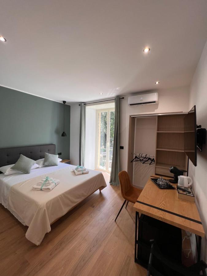 Relais Cavour Napoli Hotel Exterior photo